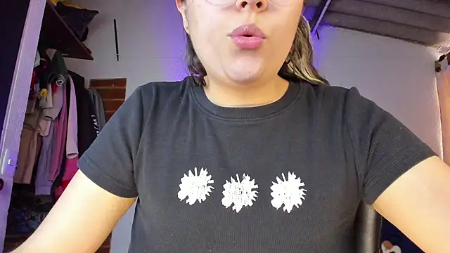 Emily  katz online show from 05.05.26