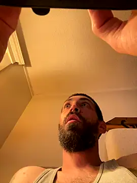 QueenM3 online show from 09.24.25