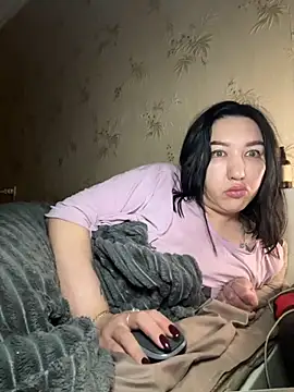 Naughtbaby 2025 online show from 09.18.25