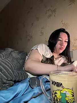 Naughtbaby 2025 online show from 11.04.25