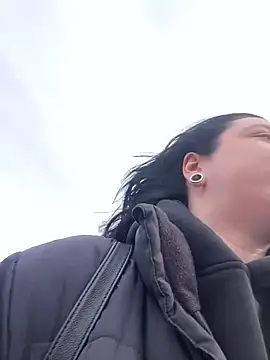 AlishaPrettyBlade online show from 03.20.25