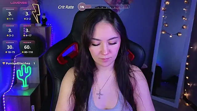 Snapshot of AshleySkott_ chatting on 02.17.25 AshleySkott online show from 02.17.25