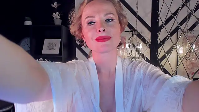 Sandra Kind online show from 03.18.25