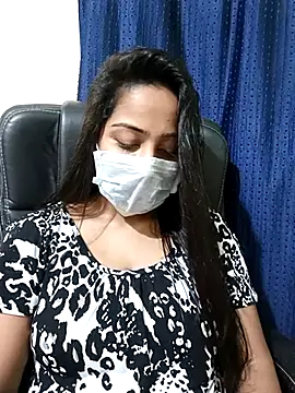 COZY ROZI online show from 02.27.25