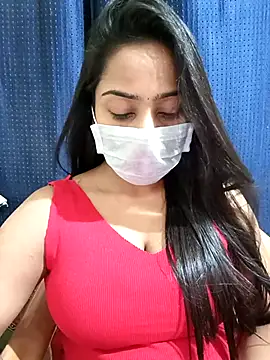 COZY ROZI online show from 03.08.25