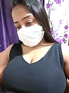 COZY ROZI online show from 09.13.25