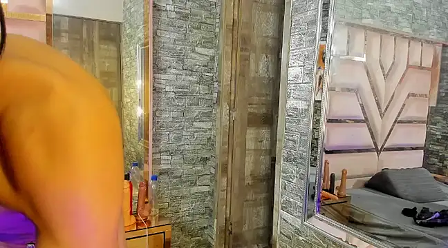 Snapshot of Danny_Luxx chatting on 03.05.25 Danny Luxx online show from 03.05.25