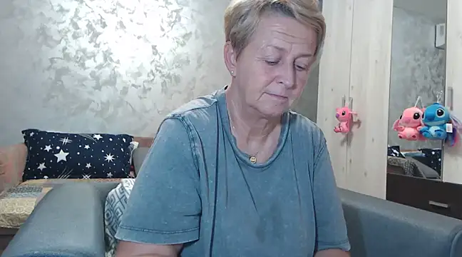 Snapshot of RosesandLillies chatting on 03.16.25 RosesandLillies online show from 03.16.25