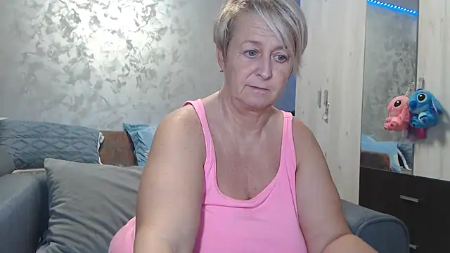 Snapshot of RosesandLillies chatting on 02.03.26 RosesandLillies online show from 02.03.26