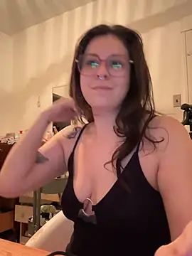 Snapshot of Rosiee69_ chatting on 03.06.25 Rosiee69 online show from 03.06.25