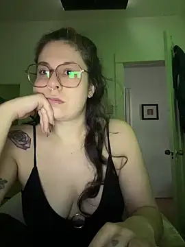 Snapshot of Rosiee69_ chatting on 03.14.25 Rosiee69 online show from 03.14.25