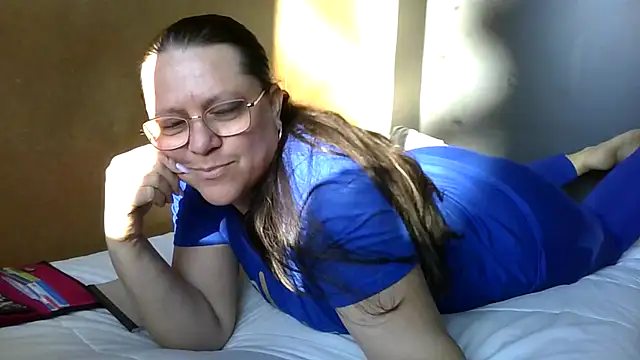 Conejta online show from 02.17.25