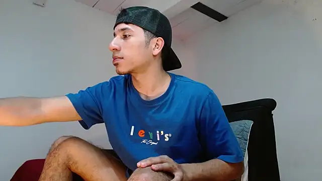 AngelHil online show from 04.13.26