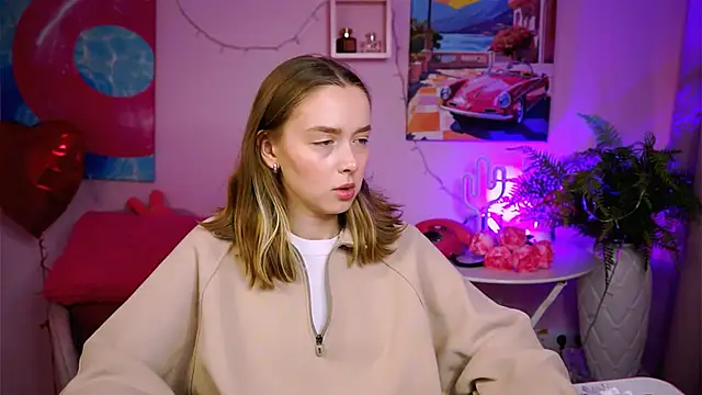 Snapshot of JenniferGraces chatting on 03.04.25 JenniferGraces online show from 03.04.25