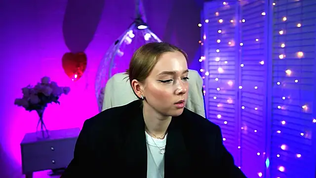 Snapshot of JenniferGraces chatting on 03.06.25 JenniferGraces online show from 03.06.25