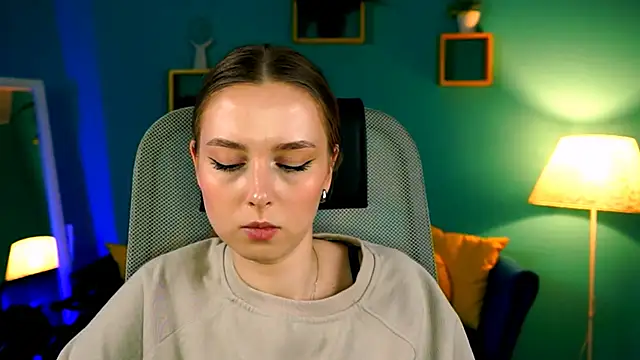 Snapshot of JenniferGraces chatting on 03.17.25 JenniferGraces online show from 03.17.25