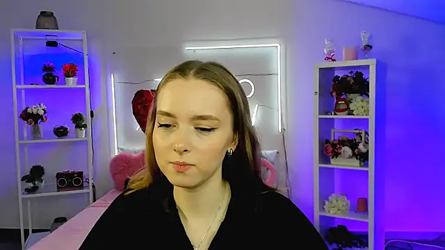 Snapshot of JenniferGraces chatting on 03.21.25 JenniferGraces online show from 03.21.25