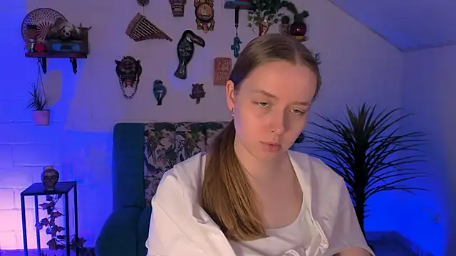 JenniferGraces online show from 06.12.26