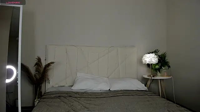 boozekirs  online show from 10.16.25