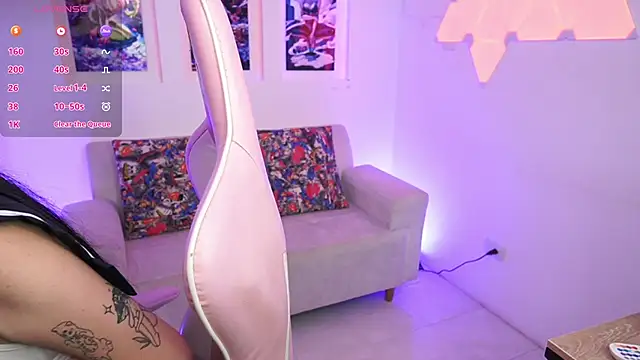 SaharaKramer online show from 02.24.25