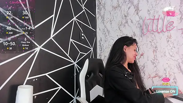 aitana garcia  online show from 03.04.25