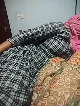 indian couple4 online show from 02.19.25