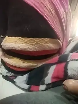 indian couple4 online show from 12.17.25