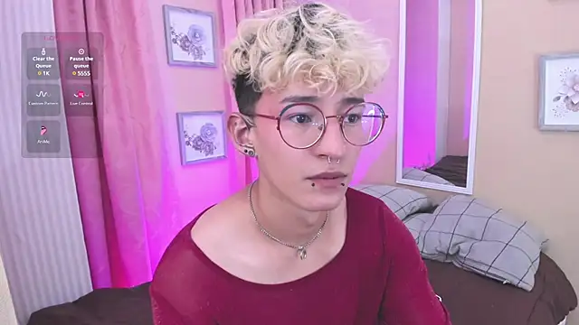 iiangel  online show from 03.05.25