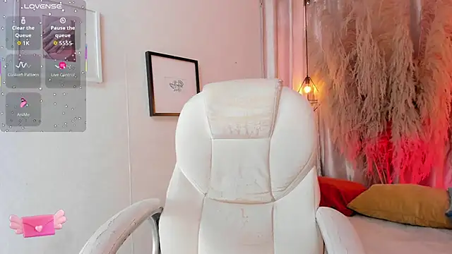 iiangel  online show from 09.18.25