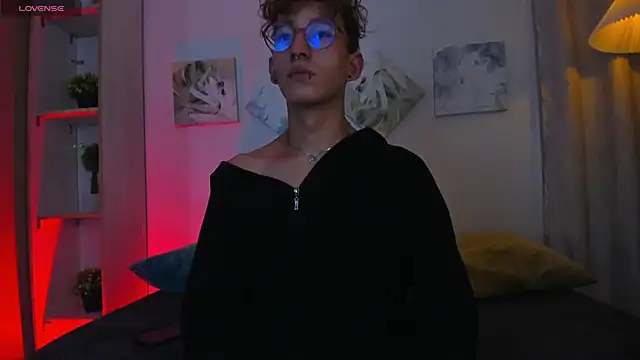 iiangel  online show from 11.16.25