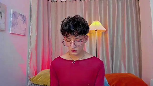 Snapshot of iiangel_ chatting on 02.21.26 iiangel online show from 02.21.26