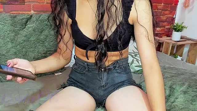 TANIA 06 online show from 03.02.25