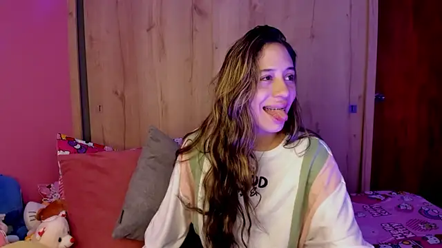 Snapshot of TANIA_06 chatting on 06.07.26 TANIA 06 online show from 06.07.26