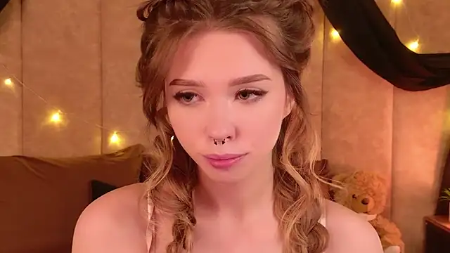 Sierra Fane online show from 02.22.26