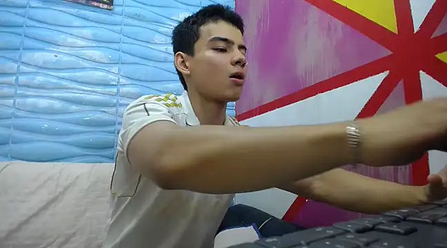 seigfried0 online show from 02.25.25