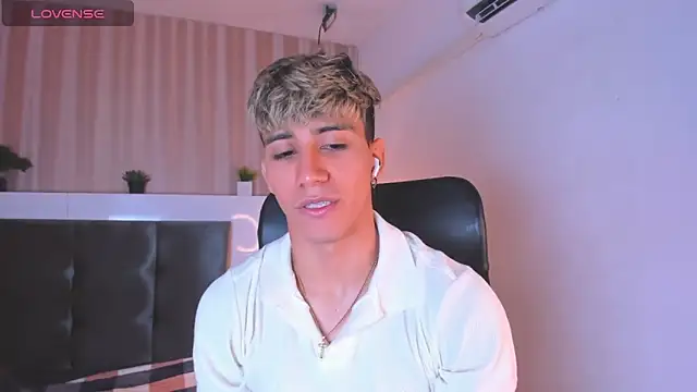 Allex Cano online show from 02.24.25