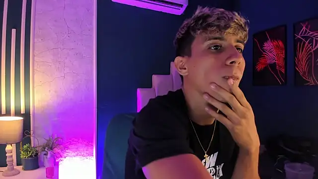 Allex Cano online show from 03.05.25