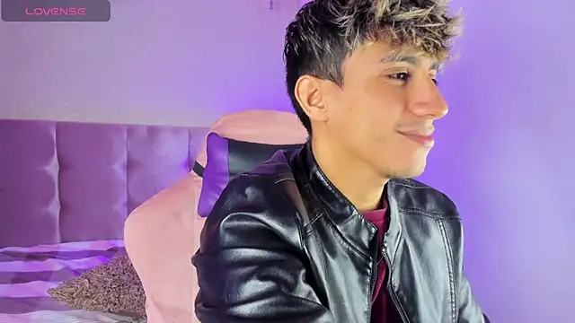 Allex Cano online show from 03.16.25