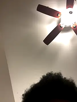 Deshay30 online show from 12.14.25