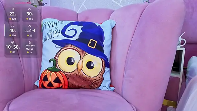 EmmyCortez online show from 10.13.25