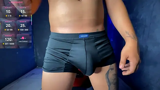 jeffvalemtino online show from 10.21.25