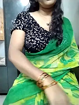 Snapshot of suthas99 chatting on 10.29.25 suthas99 online show from 10.29.25