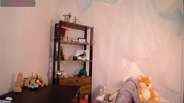 Elise Nyx online show from 05.14.26