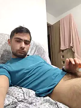 Snapshot of andreiiiii2025 chatting on 02.18.25 andreiiiii2025 online show from 02.18.25