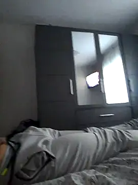 Snapshot of andreiiiii2025 chatting on 11.05.25 andreiiiii2025 online show from 11.05.25