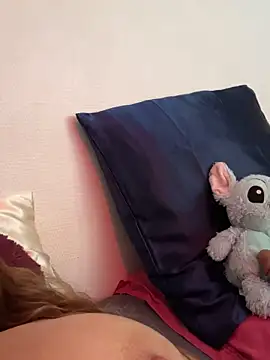 lola  med online show from 09.13.25