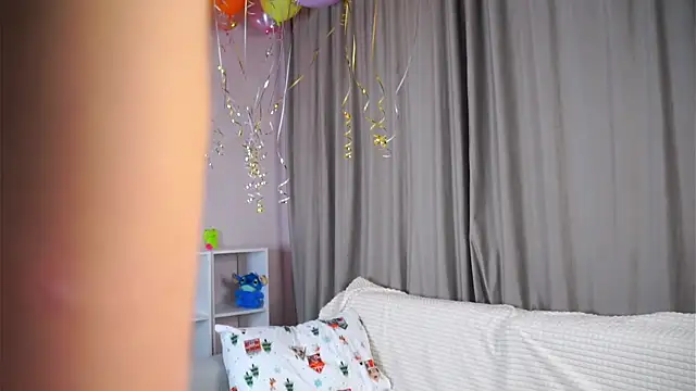 Snapshot of SunnivaCovil chatting on 01.17.26 SunnivaCovil online show from 01.17.26