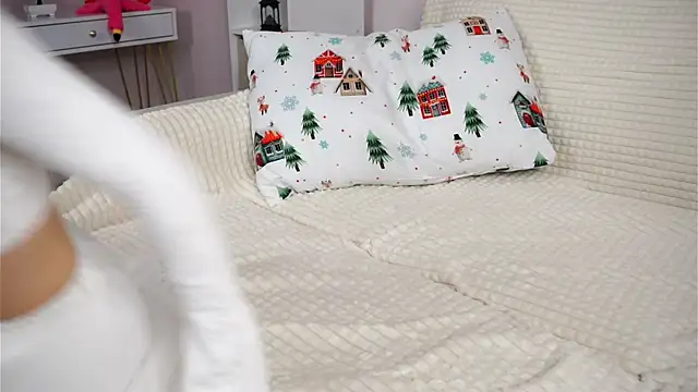 Snapshot of SunnivaCovil chatting on 02.22.26 SunnivaCovil online show from 02.22.26