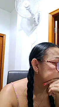 asiancouple13 online show from 02.19.25