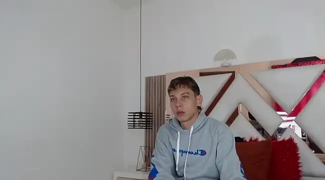 Snapshot of Noahoconor chatting on 02.21.25 Noahoconor online show from 02.21.25